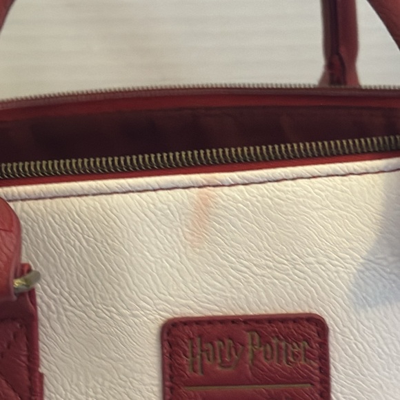 Harry Potter Gryffindor purse red and white - Picture 5 of 5